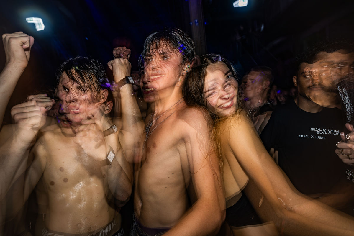 Loading... just a sec